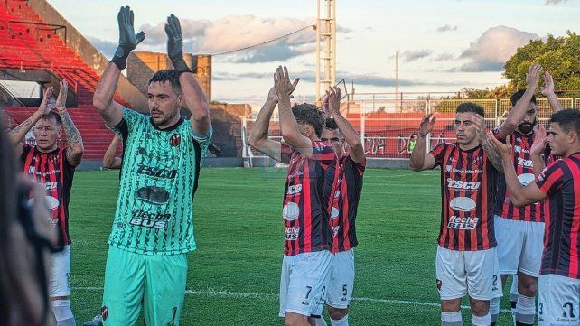 Patronato empata sin goles ante Gimnasia de Jujuy en el estadio 23 de agosto. Patronato empata sin goles ante Gimnasia de Jujuy en el estadio 23 de agosto.