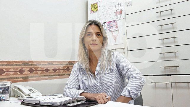 Acostumbrada a ver el rostro de la pobreza y la indigencia por su actividad en el hospital San Roque, Marisel Cabrera, igualmente se asombró al llegar y ver uno de los agujeros profundos de la periferia paranaense