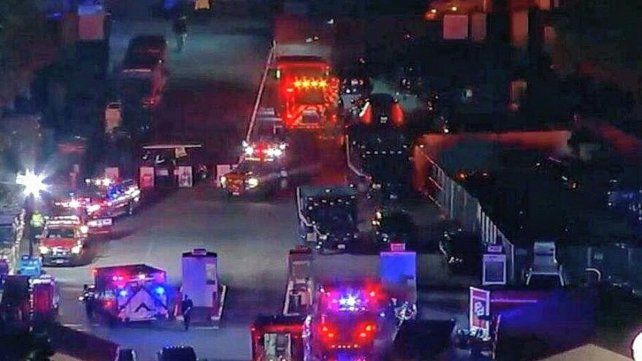 Tragedia en Estados Unidos, al menos ocho muertos en una avalancha humana