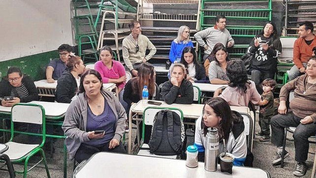 Escuela de Concordia volverá a marchar. Escuela de Concordia volverá a marchar.