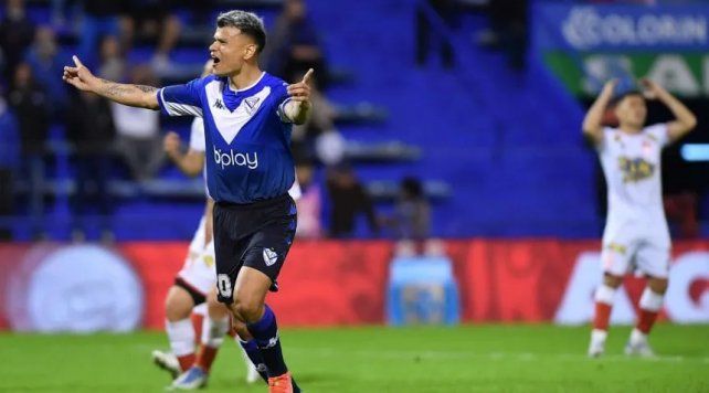 Walter Bou le dio el triunfo a Vélez.