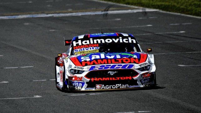 Mariano Werner con la pole en La Pampa. Mariano Werner con la pole en La Pampa.