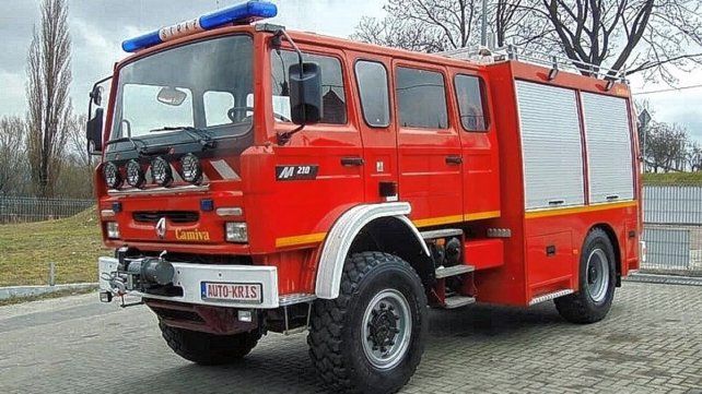 Bomberos contarán con una autobomba de Alemania.