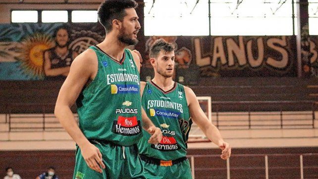 Pese al susto en el final, Estudiantes celebró 