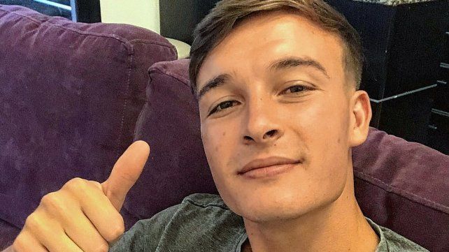 Brian Calderara, oriundo de Crespo, se divirtió con La Selfie.