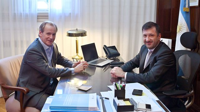 Bordet aclaró que no intervino en la decisión de Kueider y otros senadores de formar un nuevo bloque. Kueider también eximió al gobernador de lo que llamó