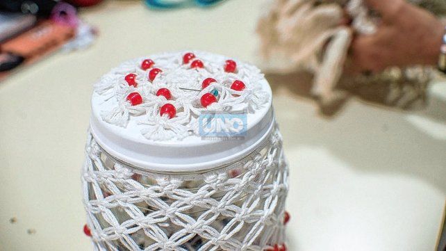 En Patry-Lan hace más de 20 años que se dictan cursos y hay una larga lista de espera. Macramé y bordado, los más buscados