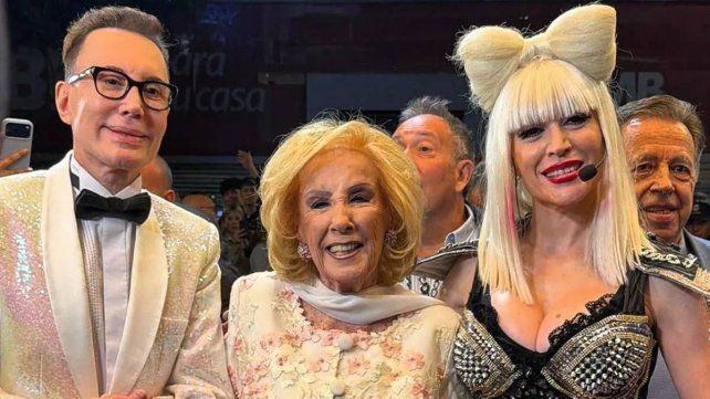 Mirtha Legrand eligió a Fátima Florez para su primera salida en Mar del Plata Mirtha Legrand eligió a Fátima Florez para su primera salida en Mar del Plata