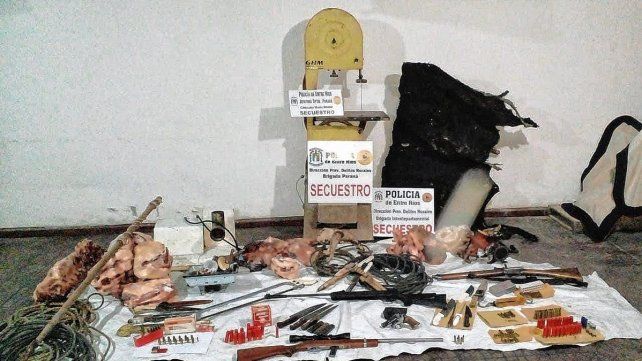 María Grande y Alcaraz: secuestraron armas, cartuchos y carne