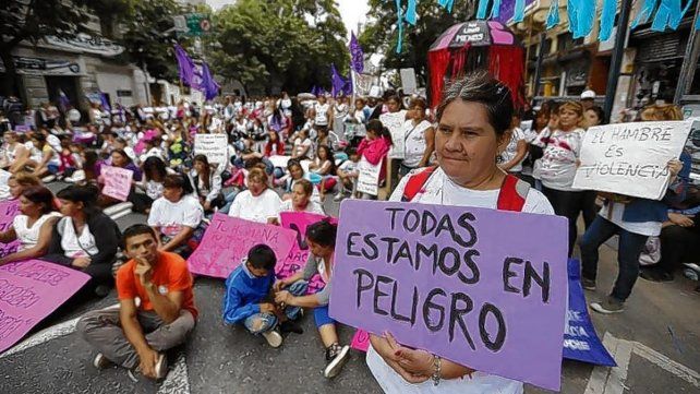 Día de la Mujer en Argentina: con la conquista de la IVE y la problemática del femicidio