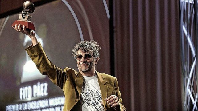Fito Páez recibió el Premio a la Excelencia de los Grammy