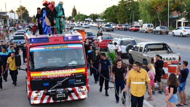 La caravana repartirá ritmo y alegría durante el recorrido. La caravana repartirá ritmo y alegría durante el recorrido.