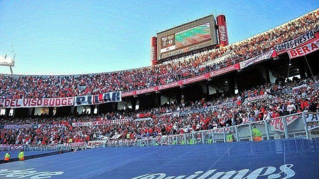 Desde River dijeron que solo ingresaron 787 personas de más a lo permitido.