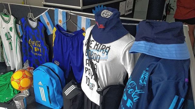 Selección Argentina Campeona: la camiseta más buscada es la de Julián Álvarez