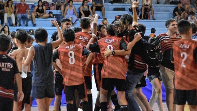 AATRA salió campeón en dos categorías