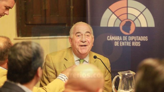 Expectante. Chiara Díaz, suspendido en sus funciones, prepara la estrategia para su defensa. Expectante. Chiara Díaz, suspendido en sus funciones, prepara la estrategia para su defensa.
