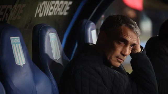 Vojvoda blanqueó cómo fue su salida de Racing y la reunión con Milito: "Estaba firme, pero entendía la situación". Vojvoda blanqueó cómo fue su salida de Racing y la reunión con Milito: "Estaba firme, pero entendía la situación".
