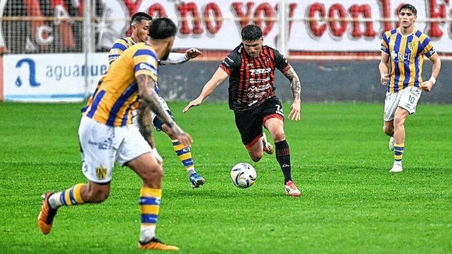 Federico Castro, uno de los futbolistas que se despidió de Patronato Federico Castro, uno de los futbolistas que se despidió de Patronato