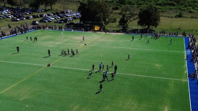 El nuevo sintético de la entidad Amarilla tendrá su estreno en una competencia nacional. El nuevo sintético de la entidad Amarilla tendrá su estreno en una competencia nacional.