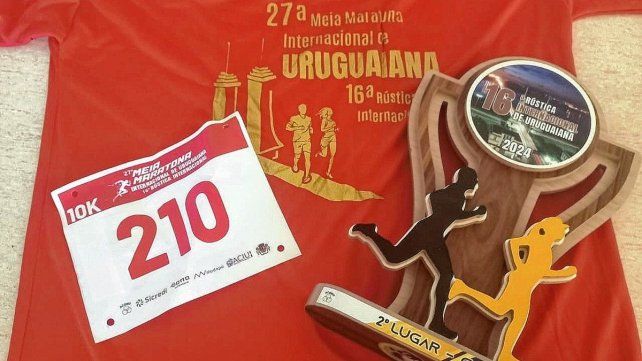 Los premios que recibió el oriundo de San Jaime de la Frontera. Los premios que recibió el oriundo de San Jaime de la Frontera.