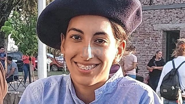 Riente. El apellido de la nueva voz del relato en el turf.