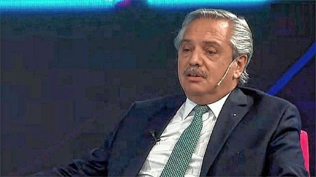 Alberto Fernández anticipó que hoy analizarán medidas ante la suba de contagios