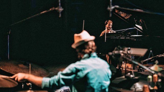 El dúo Macchi Díaz tiene una propuesta fresca, que juega con la improvisación