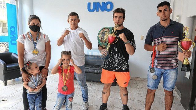 Yarará team es un proyecto social-deportivo.