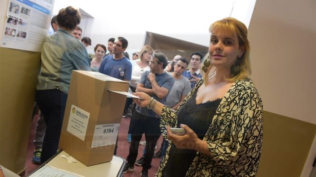 Tania Acebal. Tania Acebal.