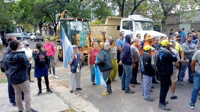 Ante los incidentes de este lunes suspenden el inicio de la obra de Racedo