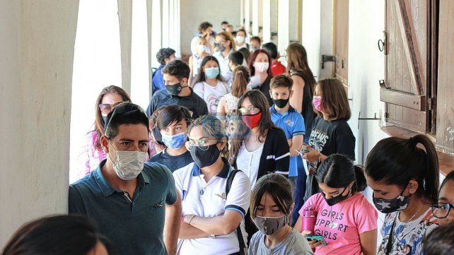 Se inocularon 800 niños con la vacuna Pfizer.