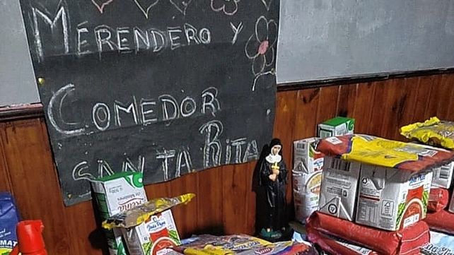 Quienes deseen colaborar con el merendero Santa Rita pueden comunicarse al 343 4511 200 Quienes deseen colaborar con el merendero Santa Rita pueden comunicarse al 343 4511 200