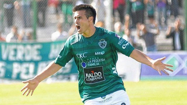Héctor Cuevas bancó a Mario Sciacqua, DT de Sarmiento