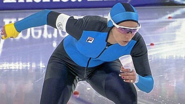 Victoria Rodríguez es la argentina encargada de establecer un nuevo récord tras conseguir un registro de 38s. 78/100 en la Copa América de patinaje sobre hielo.