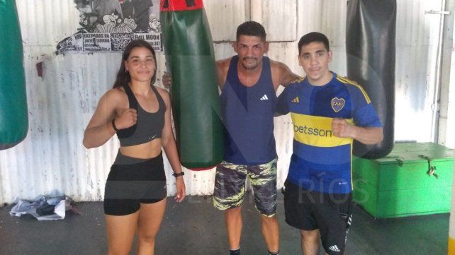 Zamira Beber con el organizador del evento, Ulises Cloroformo López, y su entrenador, Nicolás Pagliaruzza. Zamira Beber con el organizador del evento, Ulises Cloroformo López, y su entrenador, Nicolás Pagliaruzza.